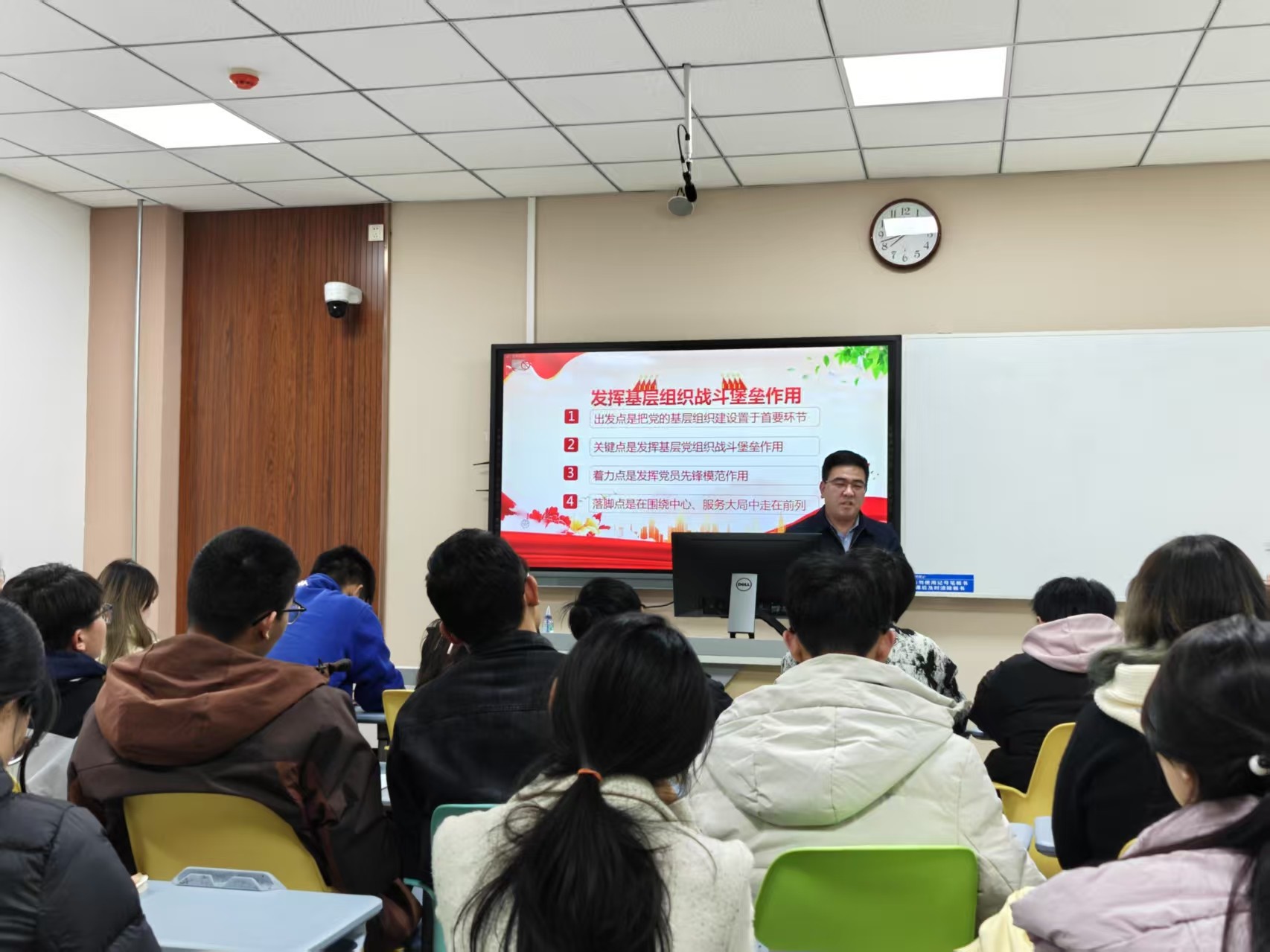 cf444f234a424420b1481db7c2787bcf.jpg cf444f234a424420b1481db7c2787bcf.jpg